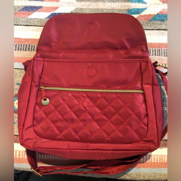 TRAVELON Handbags - NWT TRAVELON Burgundy Crossbody Travel Purse/Bag